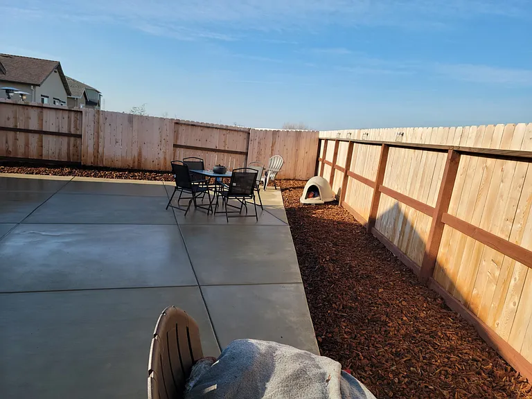 4231 Freemark Ave — Photo 40