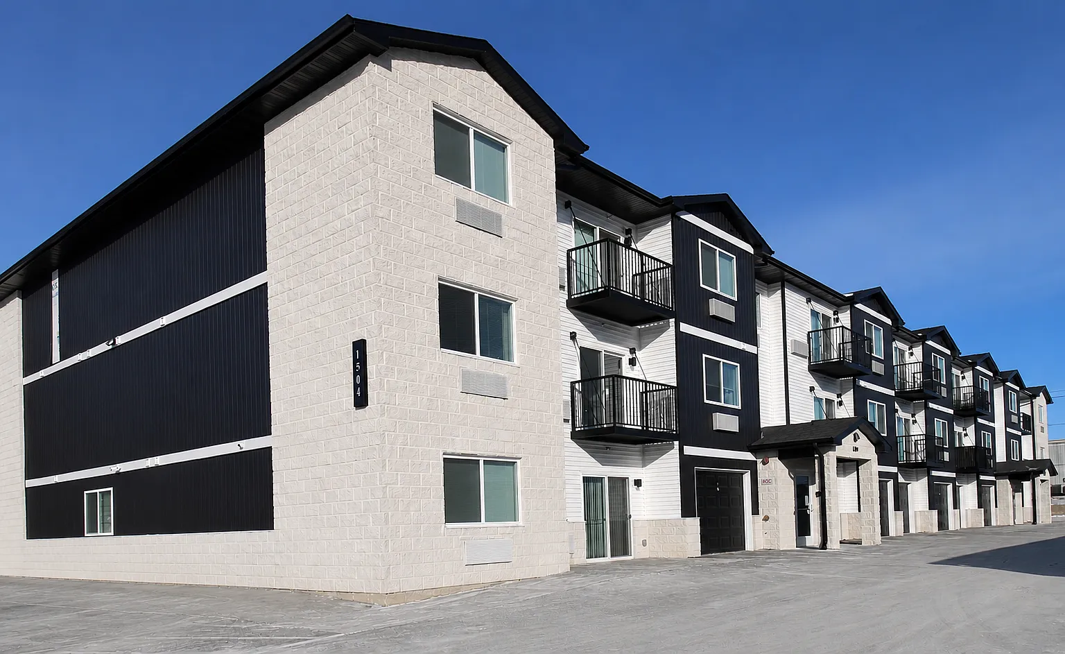 1 bed, 826 sqft, $1,075 — Photo 2