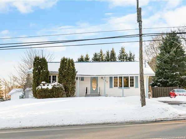 1673 Amirault St, Dieppe, NB E1A 1E3