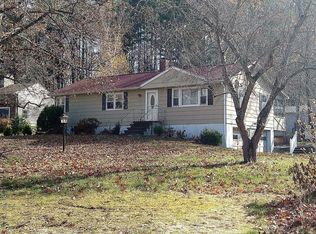 10 Riverview Dr, Southbridge, MA 01550
