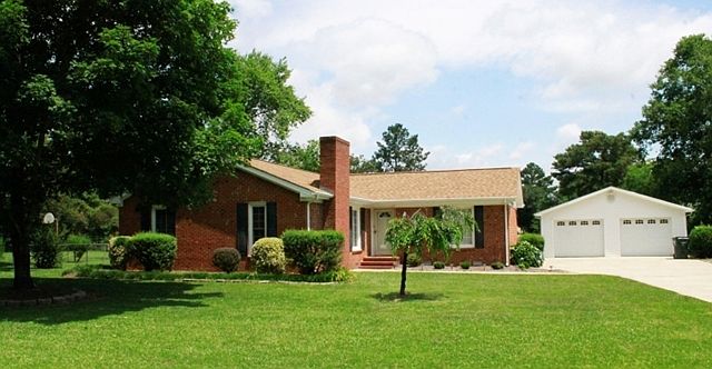 1st image of 107 Christopher Dr