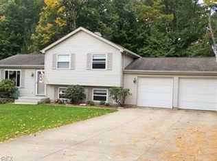 4670 Wildflower Dr, Canton, OH 44720