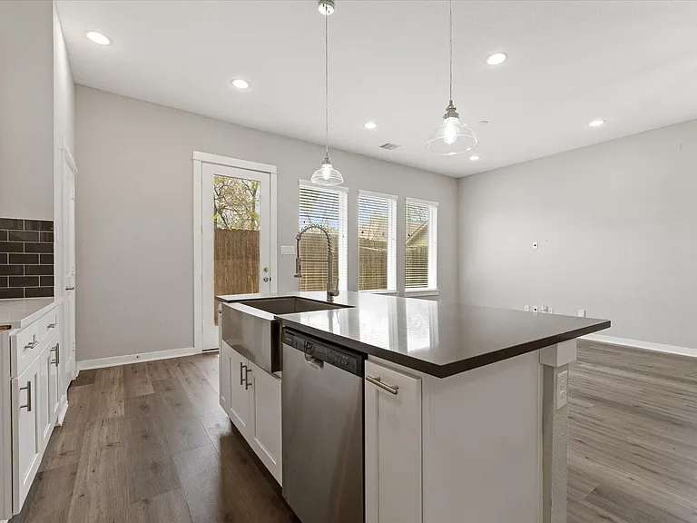 802 Berry Sage Ln — Photo 9