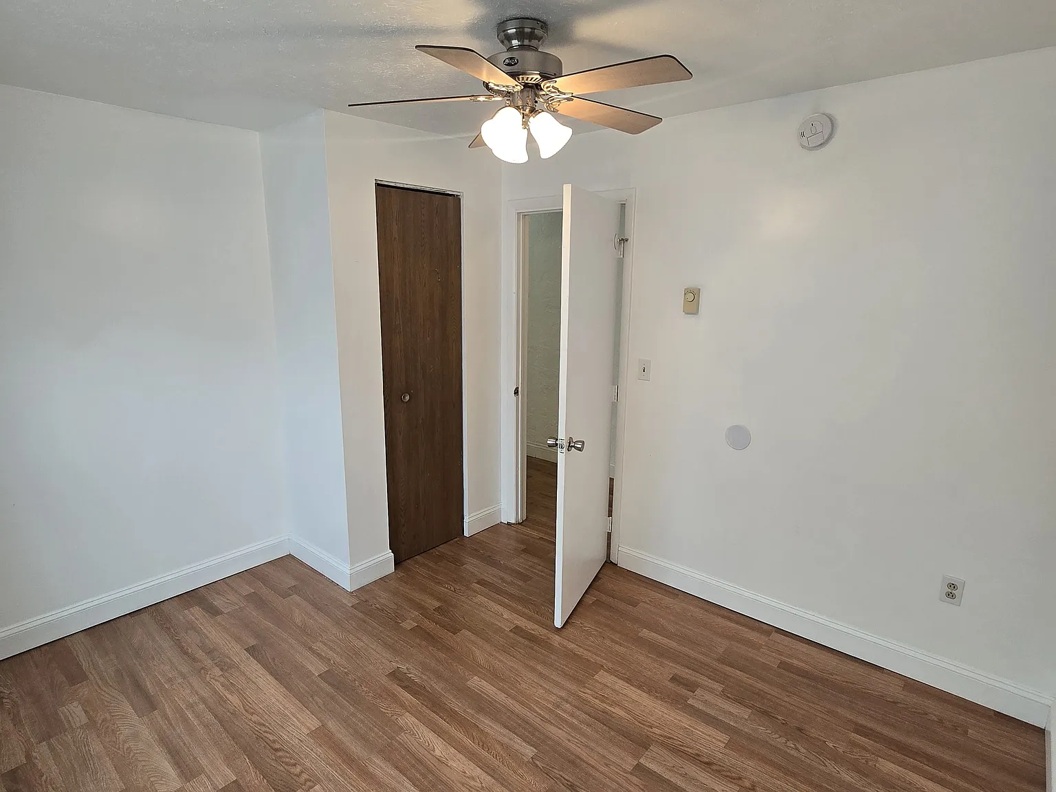 1412 W 110th St — Photo 3