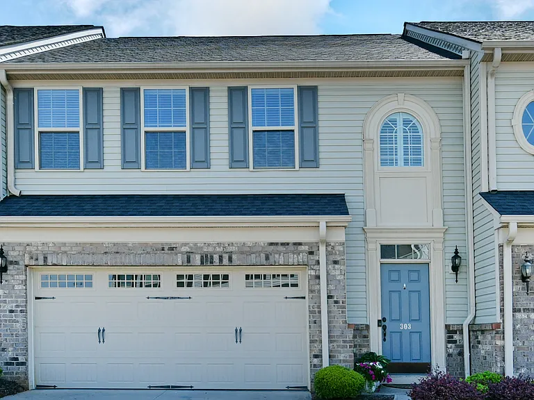 303 Corday Ln — Photo 1
