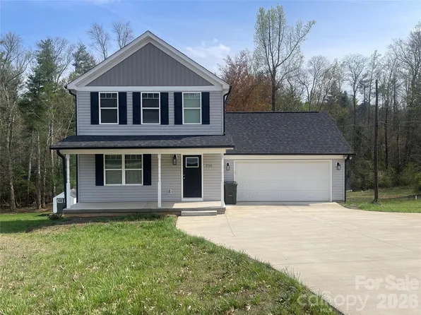 1711 Greenbrooke Rd, Hudson, NC 28638