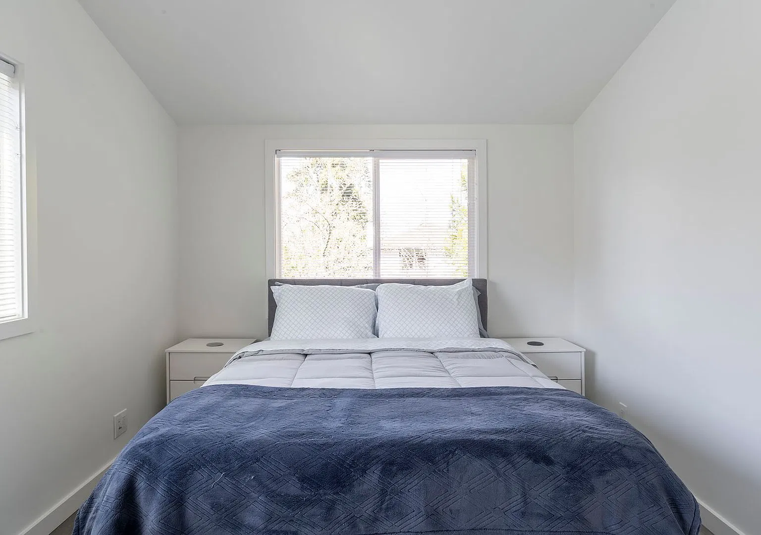 Beautiful 2 Beds, 2 Baths, home! — Photo 3
