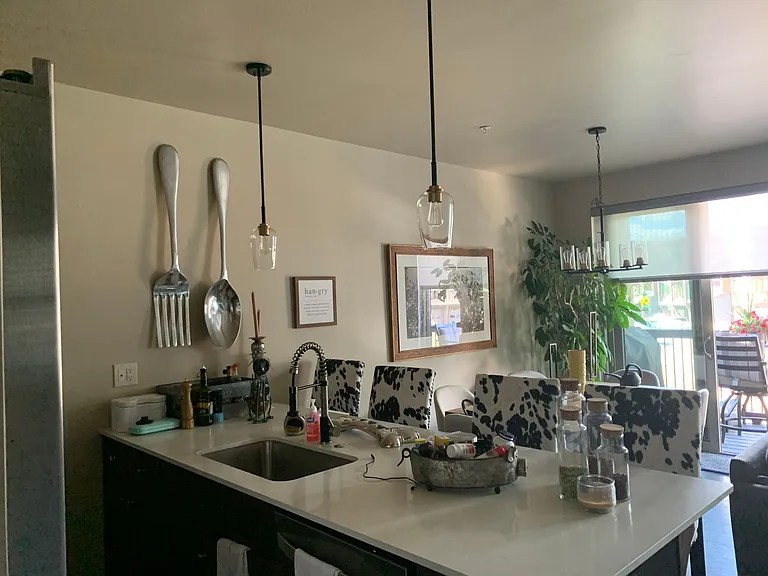 350 Fox Springs Cir #202 — Photo 6