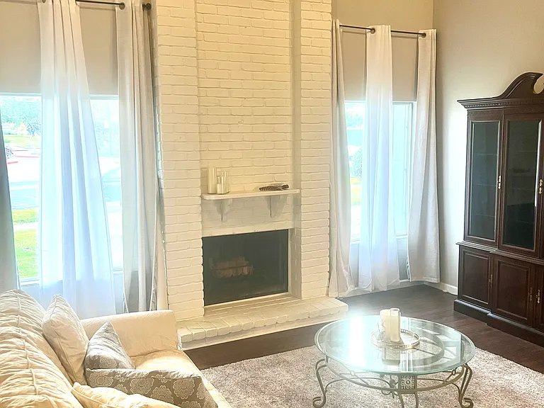 Living Room- hardwood flooring throughout first floor.