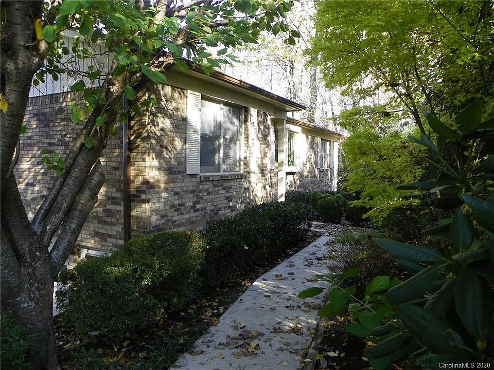 1st image of 616 Goldview Dr
