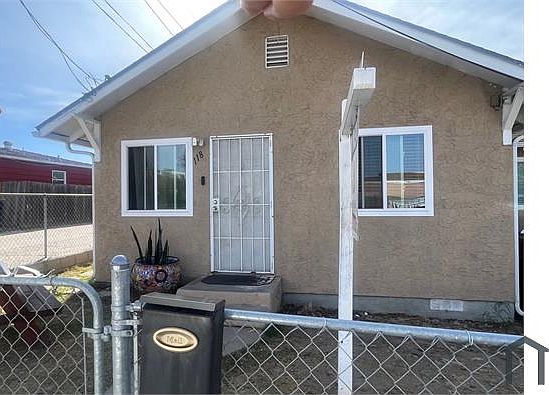 2nd image of 118 E Seaward Ave