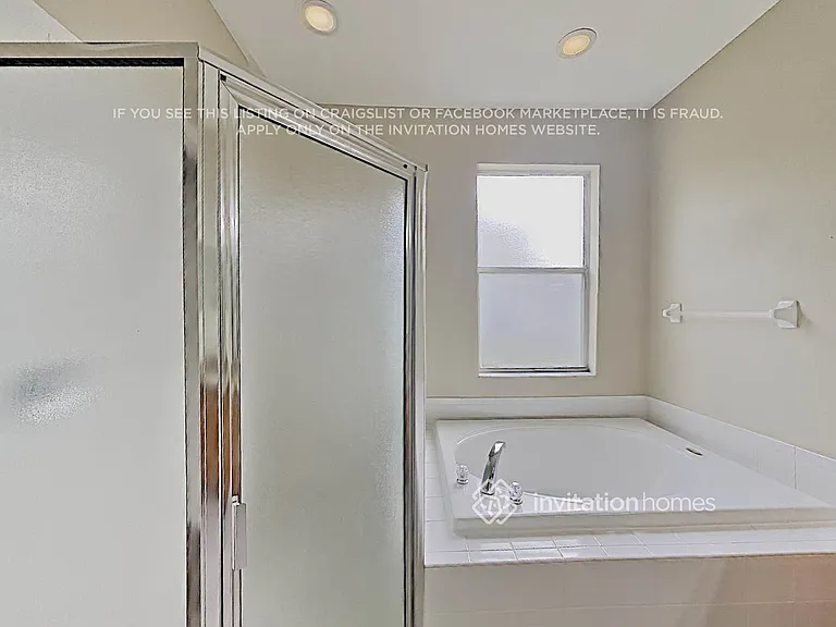 2808 Windcrest Oaks Ct — Photo 22