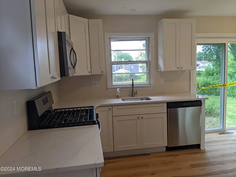509 Stone Rd — Photo 4
