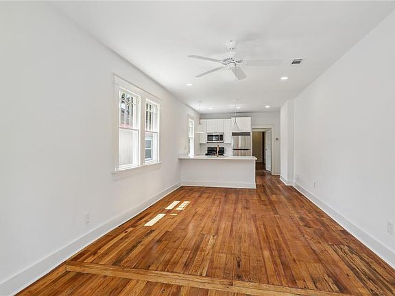 2nd image of 1116 Upperline St