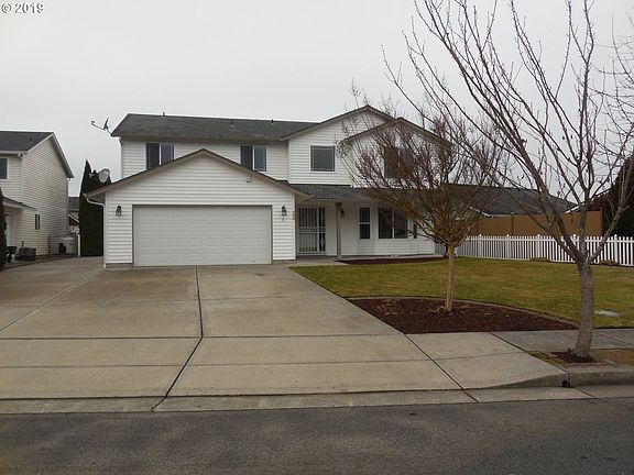 2nd image of 208 Blue Jay Ct