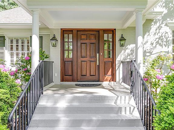 2nd image of 209 Walsing Dr