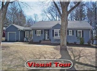 9 Lucerne Dr, Andover, MA 01810