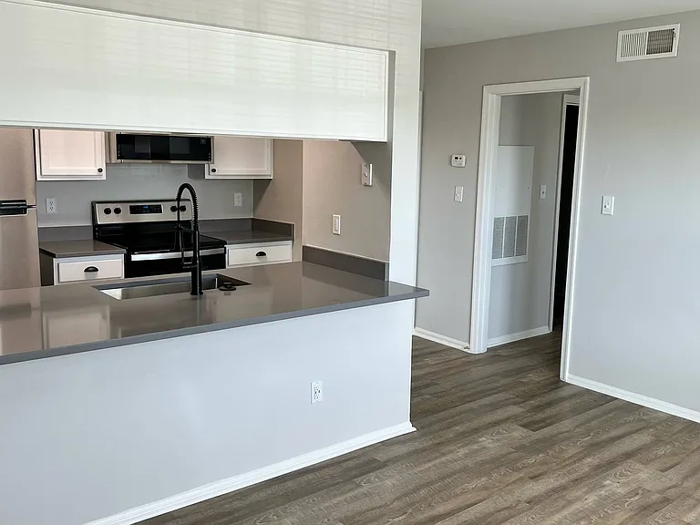 Avana Fieldstone — Photo 2