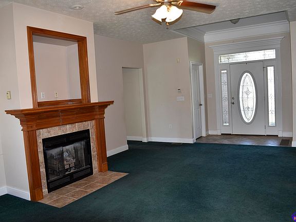 5th image of 109 Tuscany Ln
