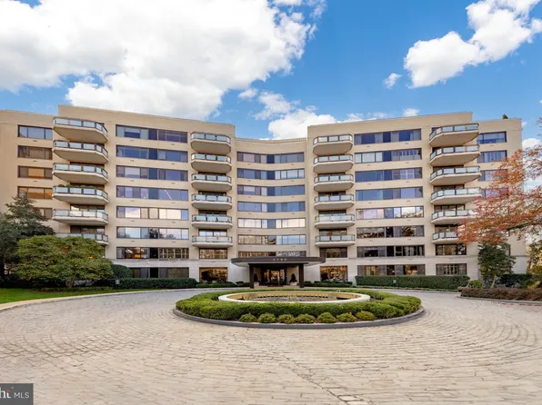 2700 Calvert St NW Unit 514, Washington, DC 20008