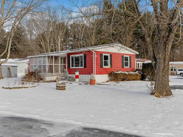 28 Caincrest Road, York, ME 03909