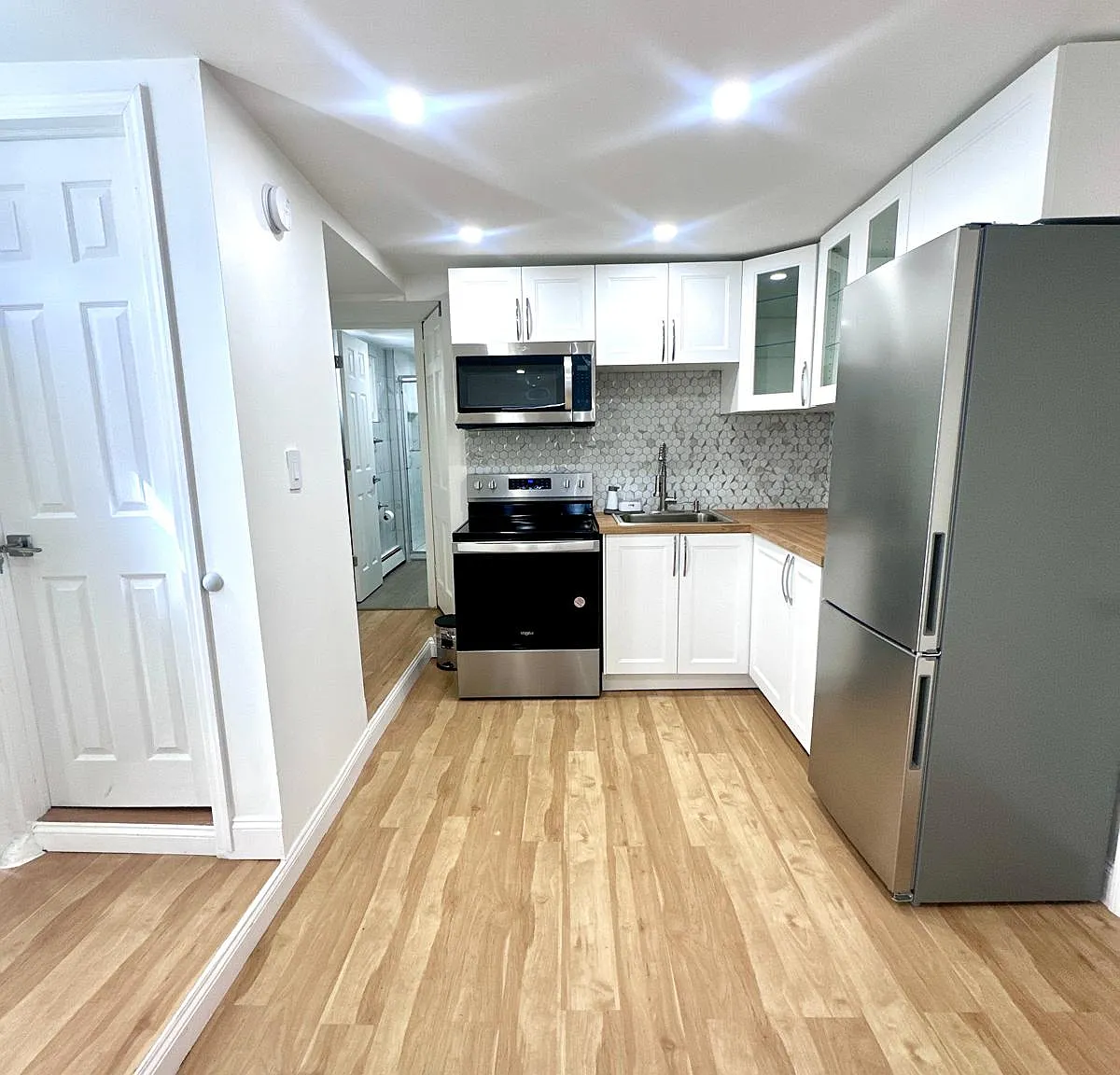 2 bed, $2,300 — Photo 2