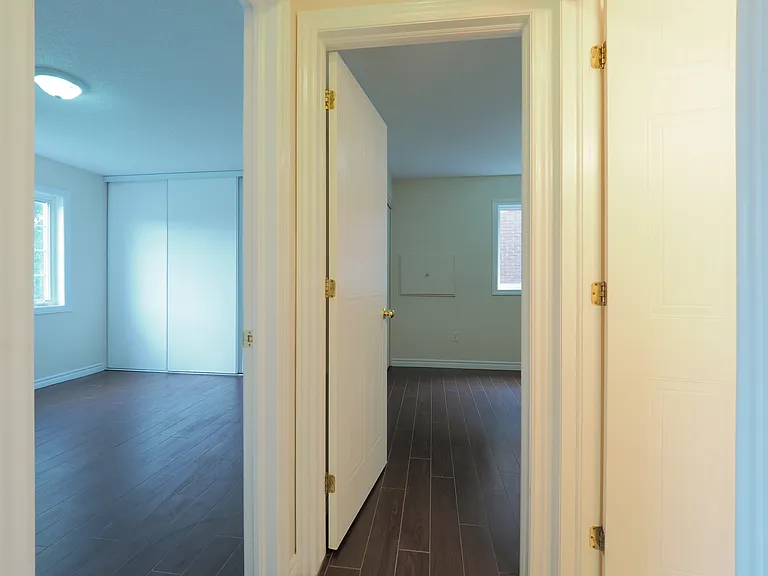 1678 Russell Rd — Photo 17