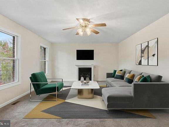 3rd image of 18448 Three Notch Rd