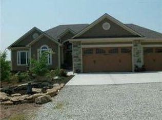 173 E 2300th Rd, Wellsville, KS 66092