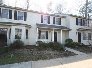6424 Village Woods Ct, Gloucester, VA 23061