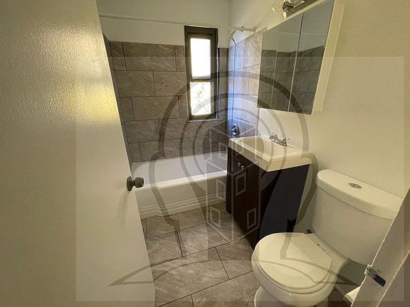4th image of 1360 W Touhy Ave APT 503