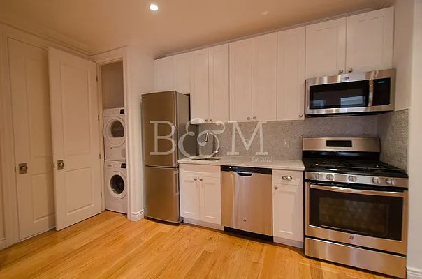 Rented by Brick&Mortar | media 13