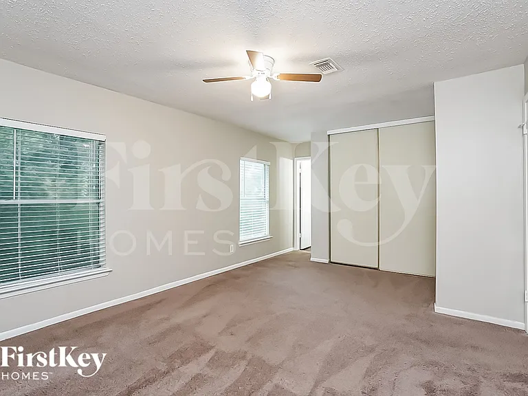 2410 Planters House Ln — Photo 8