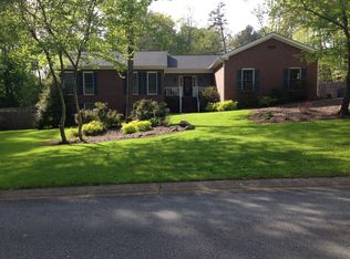 562 Leah Dr, Powder Springs, GA 30127