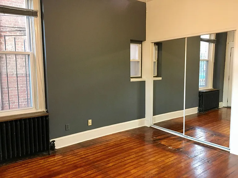 For Rent: Charming Living on St. Paul Street MD 21218 Your Urban Retreat Awaits! — Photo 14