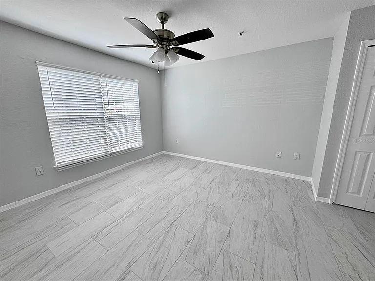 5475 Vineland Rd #8113 — Photo 15