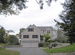 5 Old County Rd, Southampton, MA 01073