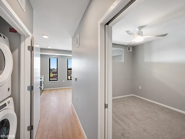 Lago Apartments — Photo 28