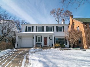 2732 Lincolnwood Dr, Evanston, IL