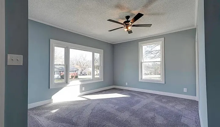 2 bed, 1310 sqft, $1,850 — Photo 2