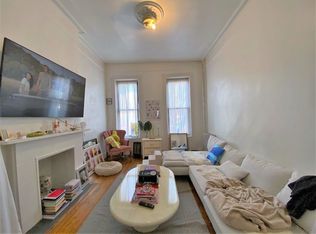 796 Grand St #2R, Brooklyn, NY 11211