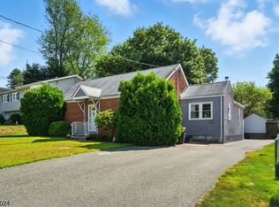 540 Vail Rd, Landing, NJ 07850