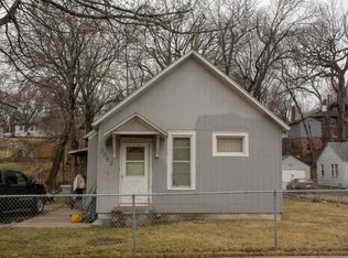 3062 S 17th St, Omaha, NE 68108