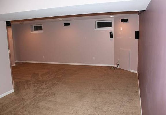 5th image of 9123 Park Dr