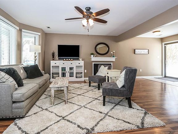 4th image of 8177 Creek Woods Pl