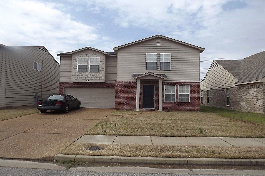 1st image of 2541 Boxford Ln