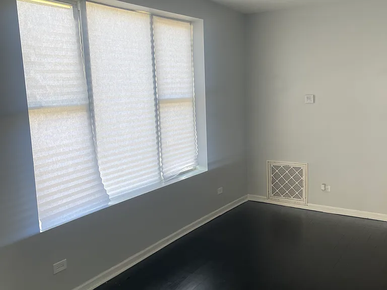 1537 S Saint Louis Ave #3F — Photo 7
