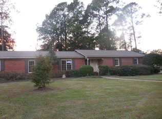1909 Lullwater Rd, Albany, GA 31707