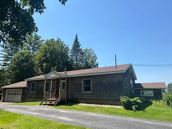 5th image of 806 Maple Hill Road