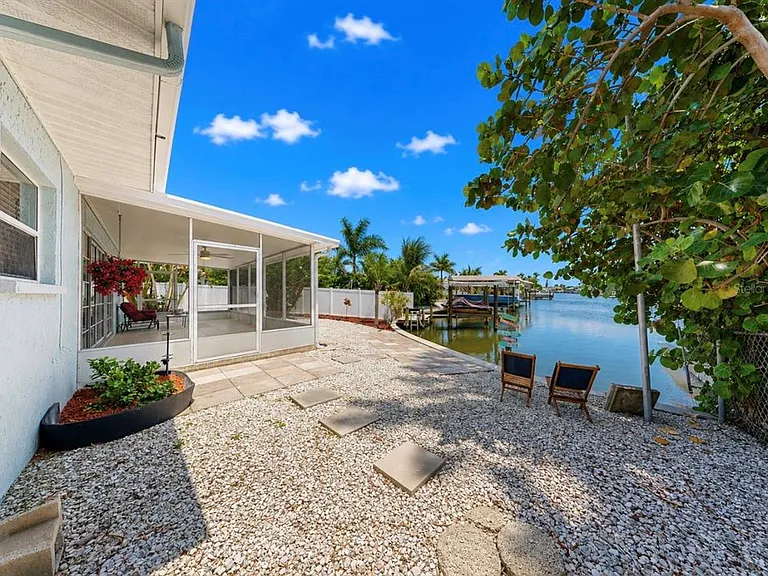 6513 Abaco Dr — Photo 5